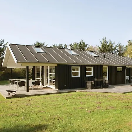Four-bedroom Holiday In Feriehus *