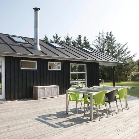 Four-bedroom Holiday In Feriehus Løkken
