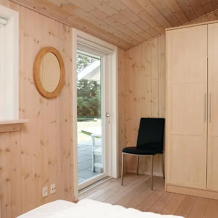 Feriehus Four-bedroom Holiday In